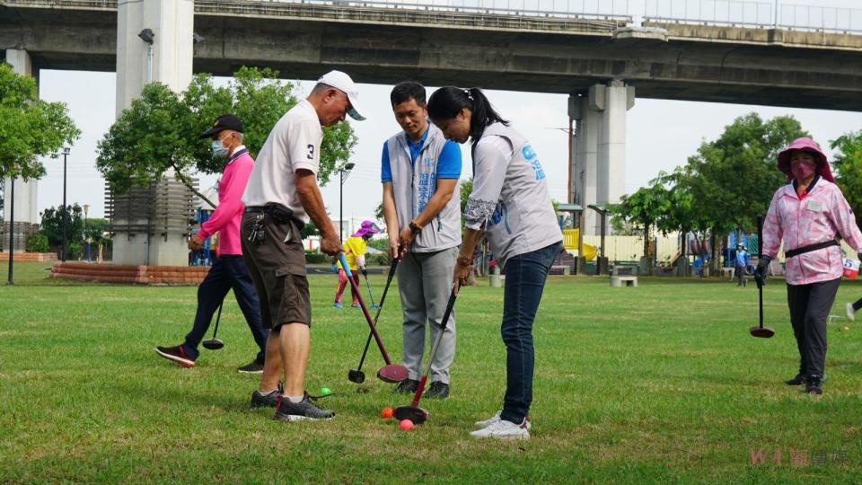 ▲112年市長盃地面高爾夫球全國錦標賽在彰化市景觀公園熱烈展開，來自各地300人競技，加油聲此起彼落。（圖／記者陳雅芳攝，2023.06.04）