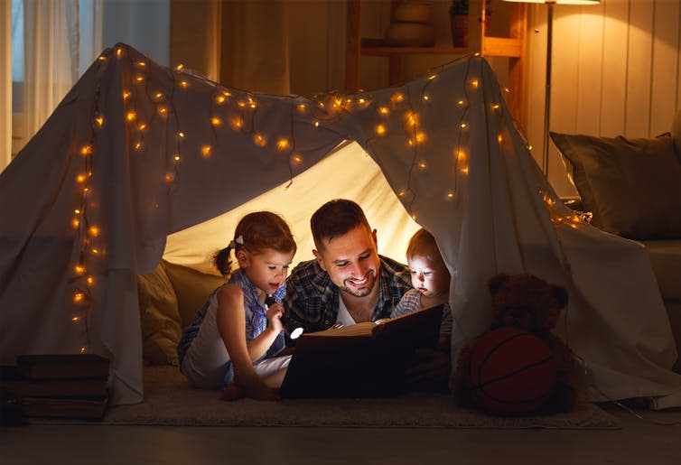 <span class="caption">Don’t force it, reading should feel fun for kids.</span> <span class="attribution"><span class="source">Shutterstock</span></span>