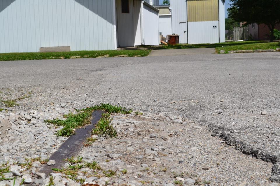 A section of the old railroad can be seen near the former Fairland, Franklin and Martinsville Railroad station at the intersection of Indiana and Jefferson streets near downtown Martinsville.