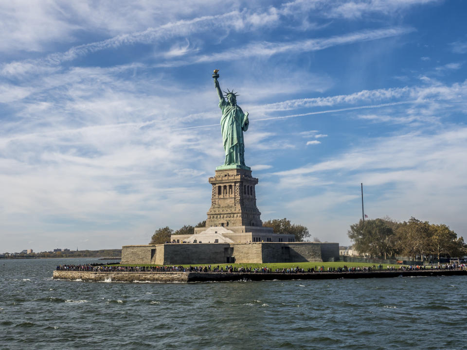 El primer lugar, y además con diferencia respecto a sus perseguidores, es Estados Unidos, donde los efectos de la pandemia van a provocar que se pierdan <strong>26.070 millones de euros</strong> por la caída del turismo. (Foto: Getty Creative).