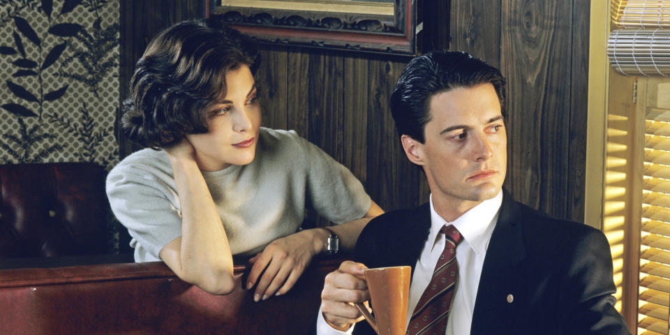 There’s a new teaser trailer for the “Twin Peaks” reboot, and it’s as eerie as you’d expect