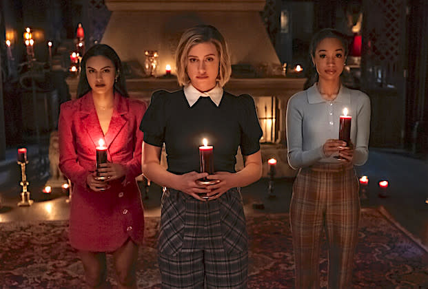 Riverdale Season 6 Episode 19 Veronica Betty Tabitha