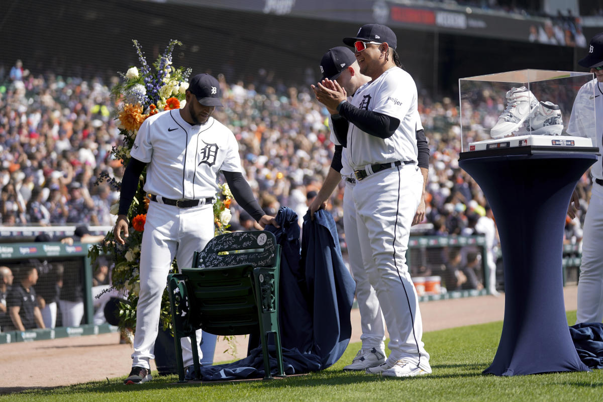 Detroit Tigers' Miguel Cabrera, left, sits with his wife Rosangel as he  acknowledges the crowd during a ceremony commenorating his 500th career  home run before a baseball game against the Kansas City