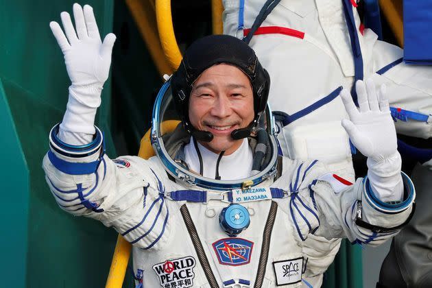 <p>Le milliardaire japonais Yusaku Maezawa, son assistant Yozo Hirano et le cosmonaute Alexandre Missourkine ont décollé du cosmodrome russe de Baïkonour au Kazakhstan, le 8 décembre 2021.</p>