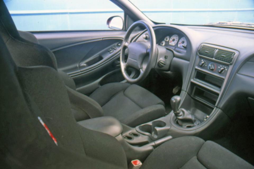 2001 ford svt mustang cobra r