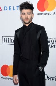 Zayn Malik Gets Into Shirtless Confrontation Outside New York City Bar