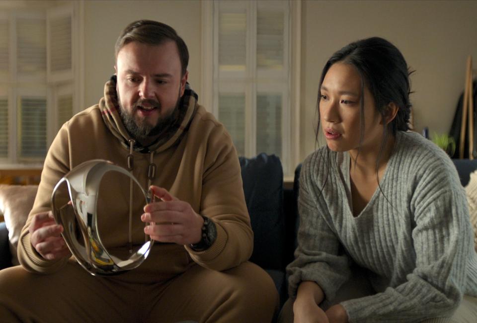 3-body-problem-headset-john-bradley-interview-netflix