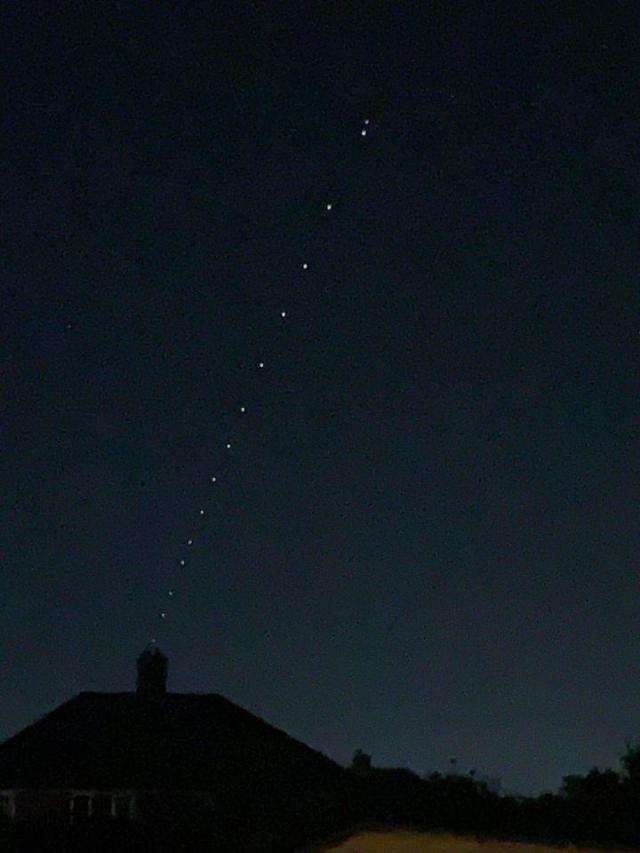 3 Stars in a Row in The Sky