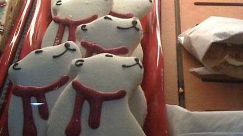 Discontinued Starbucks Polar Bear Cookies Are Making Some People Freak Out 