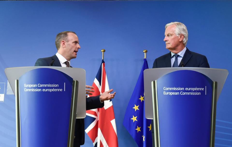 UK Brexit secretary Dominic Raab and EU chief negotiator Michel Barnier (Getty)