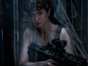 Für "Alien: Covenant" kehrt Ridley Scott auf den Regiestuhl zurück und setzt dabei auf altbewährte Mittel: starke, weibliche Figuren, blutiger Horror und aufwendige Effekte. In dem Horror-Science-Fiction-Film, der am 18. Mai anläuft, macht sich eine Kolonisierungsexpedition auf den Weg zu einem abgelegenen, scheinbar paradiesischen Planeten. Doch schnell wird die Crew dort mit einer grauenvollen Bedrohung konfrontiert. (Bild-Copyright: REX Shutterstock)