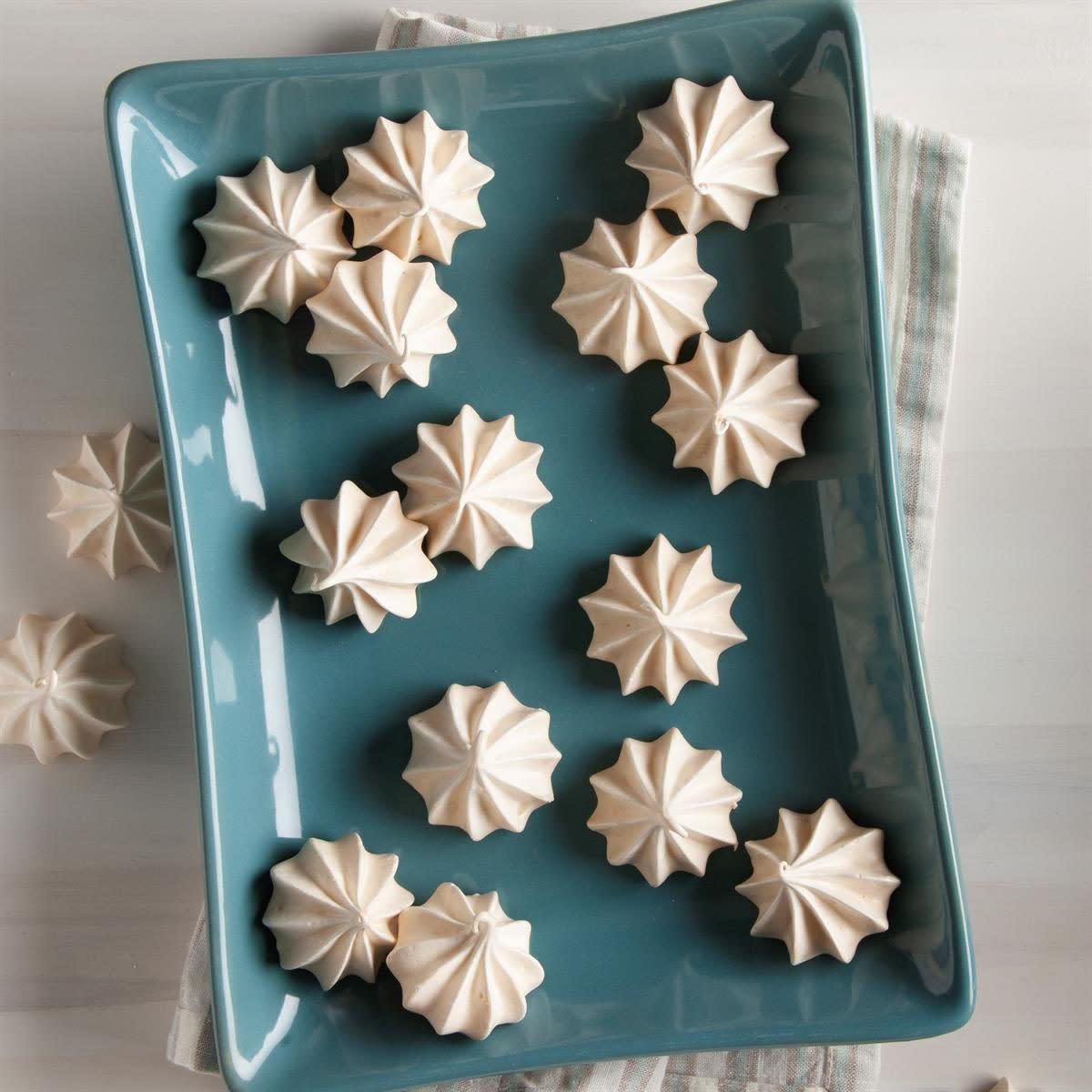 Vanilla Meringue Cookies