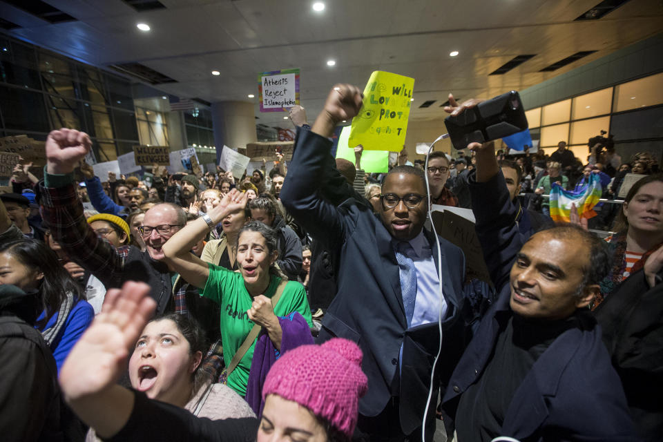 Protests at U.S. airports over travel ban