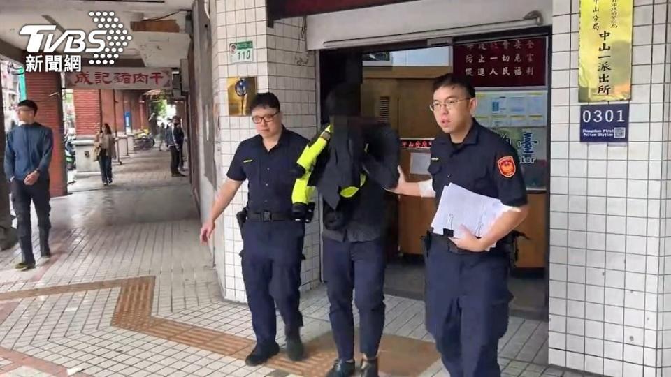 蘇男被警方移送法辦。（圖／TVBS）