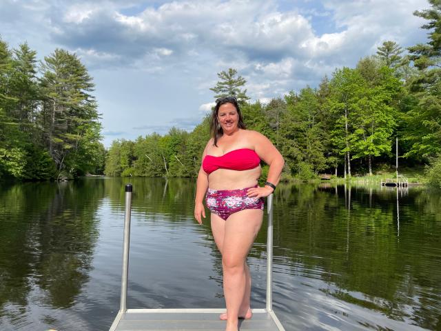 As a plus-size mom I want my kids to see me comfortable with my body, so  I'm regularly naked in front of them - Yahoo Sports