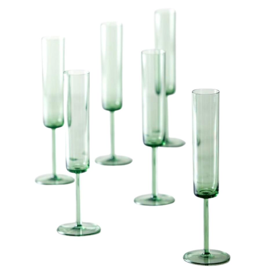 Set of green champagne flutes