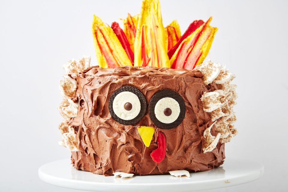 This Adorable Turkey Cake Will Get Gobbled Right Up