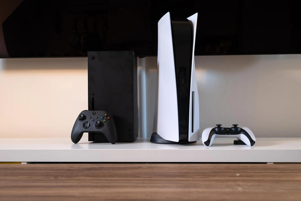 Microsoft expects Xbox Series X/S supply shortages to continue until April  2021