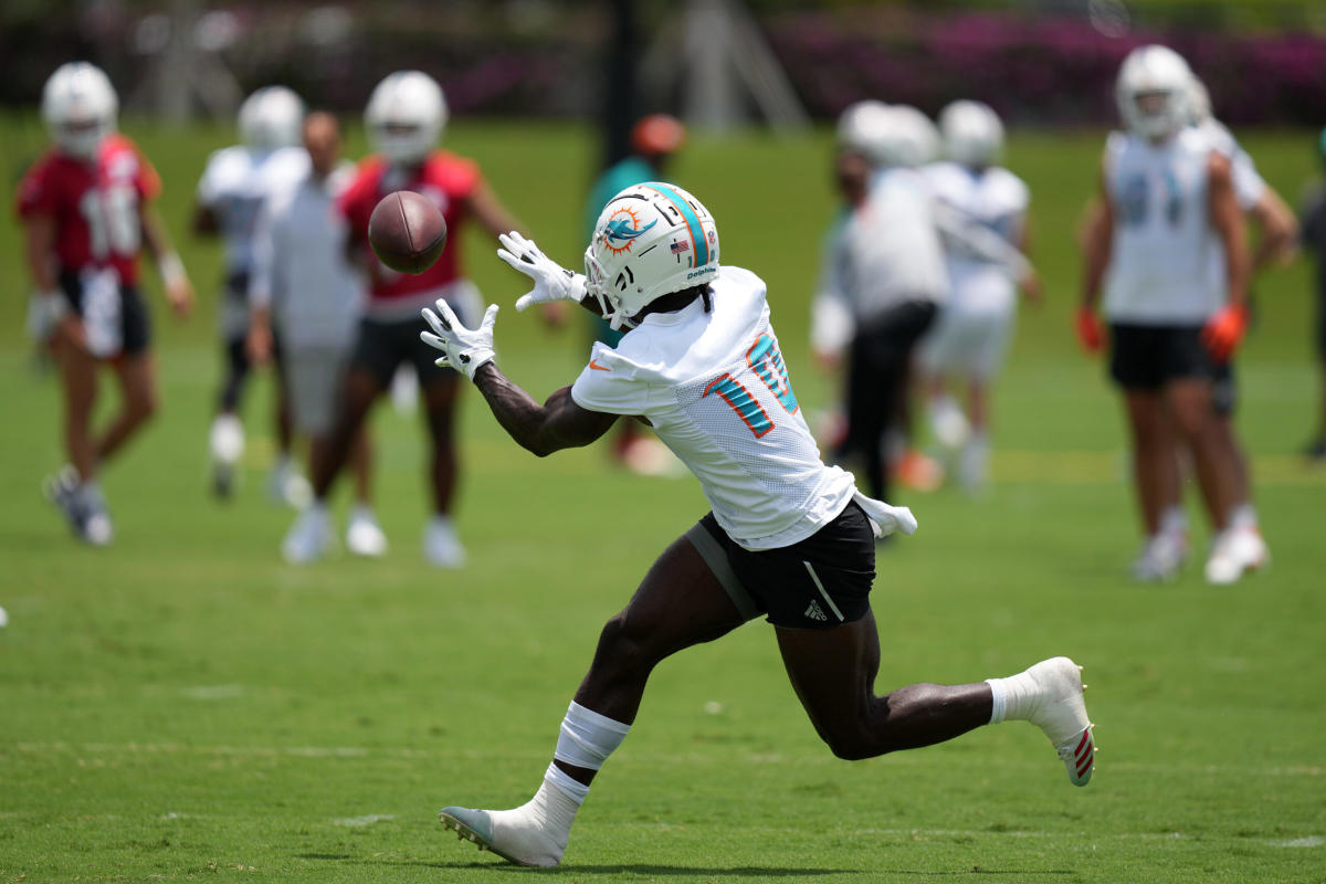 Tyreek Hill - Miami Dolphins Wide Receiver - ESPN