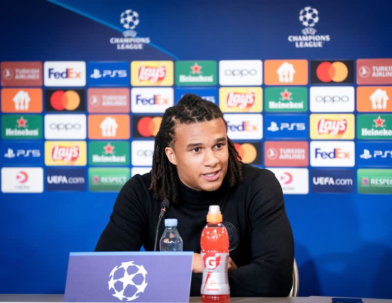 FOTO DE ARCHIVO: Fútbol - Liga de Campeones - Conferencia de prensa del Manchester City