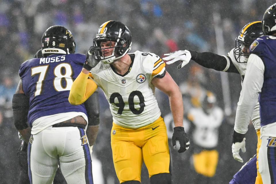 Steelers linebacker T.J. Watt (90) reacts after sacking Ravens quarterback Tyler Huntley (2) during the third quarter at M&T Bank Stadium in Baltimore on Jan. 6, 2024.