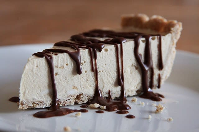 Coffee Cheesecake Ice Cream Pie