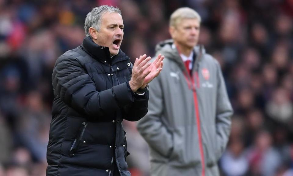 Jos´ Mourinho yells from the sideline