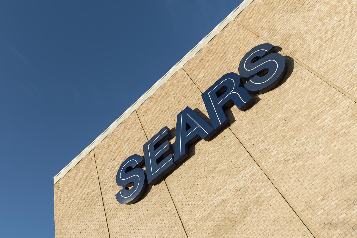 How Sears, JCPenney fight to survive in the mall – Press Telegram