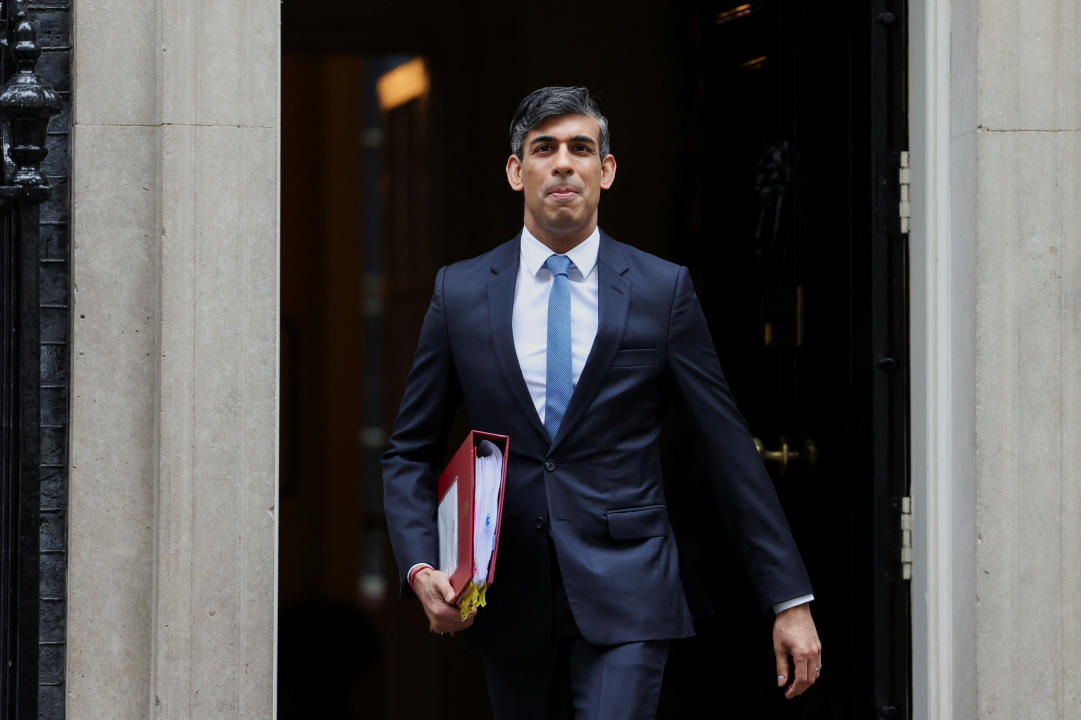 Britain's Prime Minister Rishi Sunak leaves Downing Street in London, Britain, May 22, 2024. REUTERS/Hollie Adams