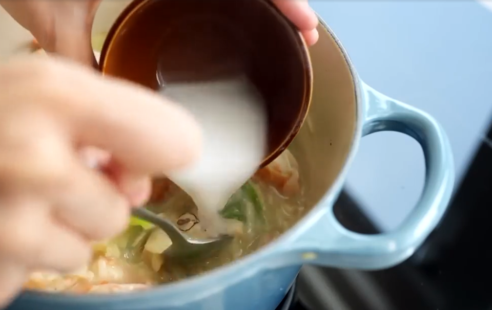 若想要更濃稠的湯汁，可在最後加入太白粉水。