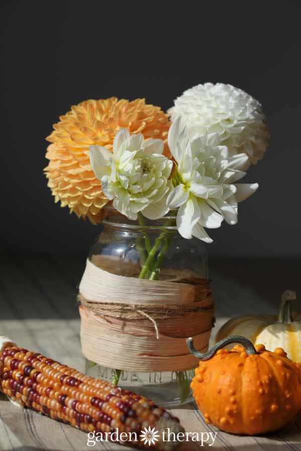 Cornhusk Mason Jar Vase