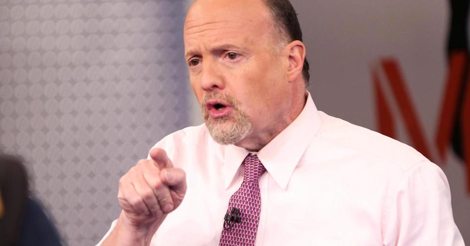 Scott Mlyn | CNBC. Jim Cramer set the record straight on how to view the White House and your money.