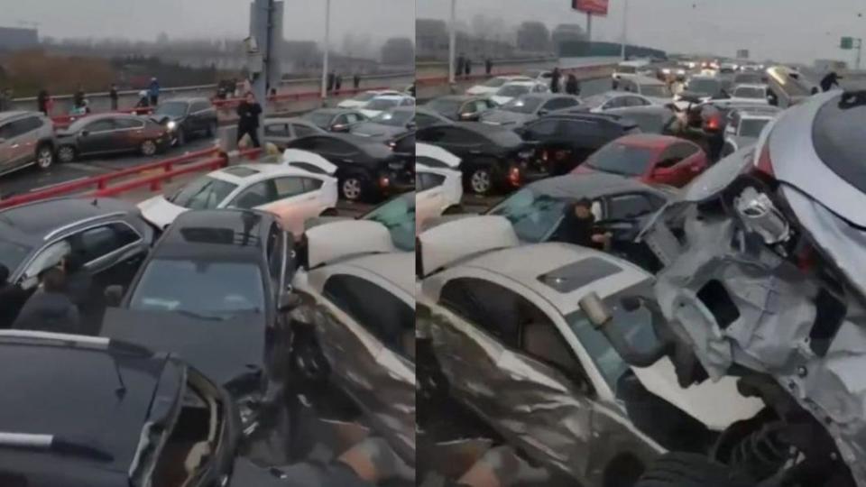 民眾站在自家轎車上，記錄這場嚴重車禍。（圖／翻攝自X@ann_panda04）