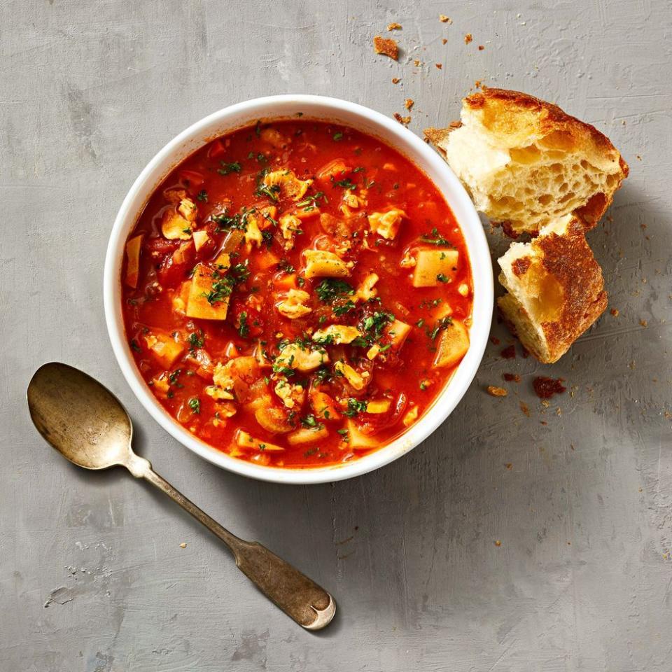 13) Manhattan Clam Chowder