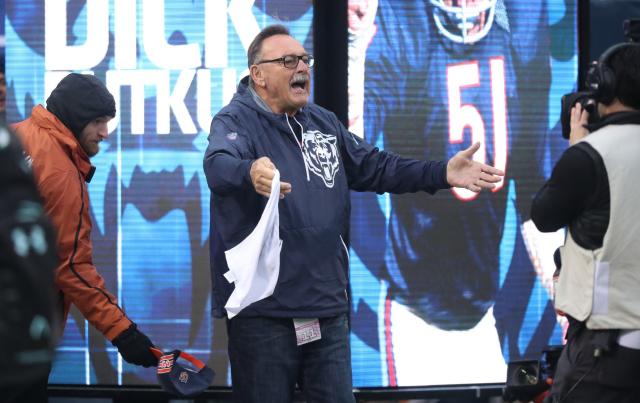 Chicago Bears To Honor Late Hall of Famer Dick Butkus With Jersey Patch –  SportsLogos.Net News