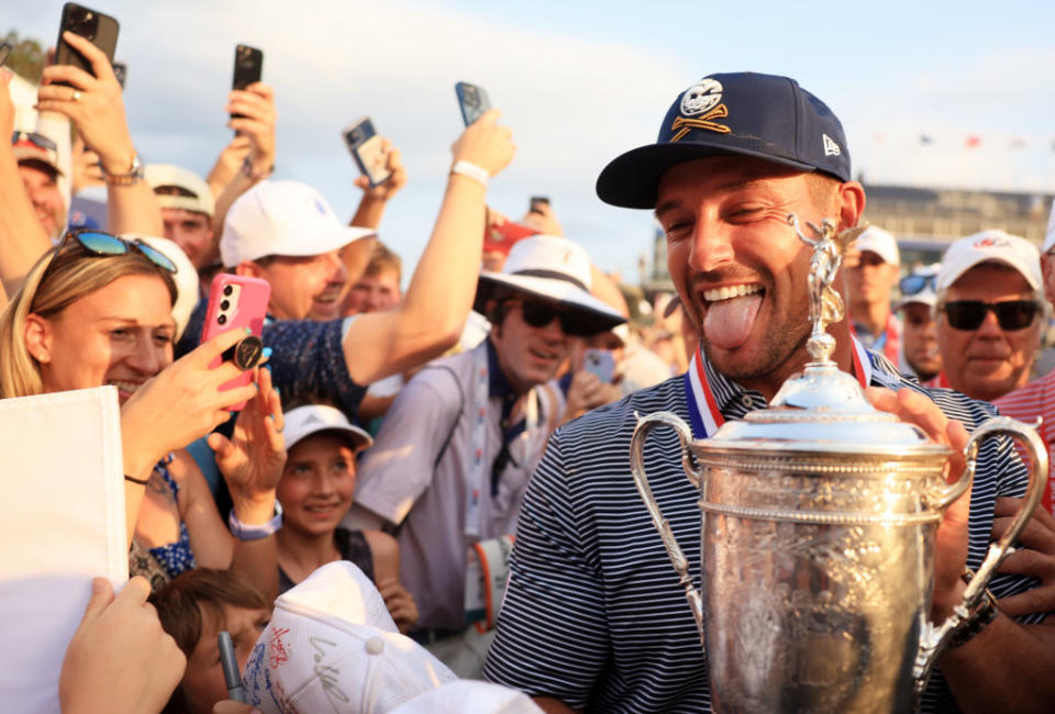 Bryson DeChambeau salvaged par at the last and pipped McIlroy to the US Open with a superb bunker shot