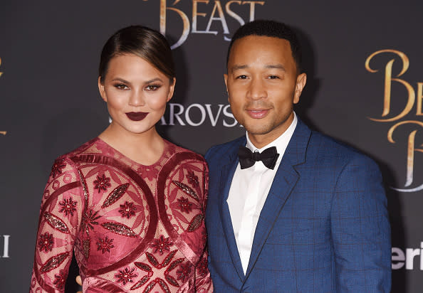 Chrissy Teigen hilariously shaded John Legend for not picking up his phone during last night’s earthquake