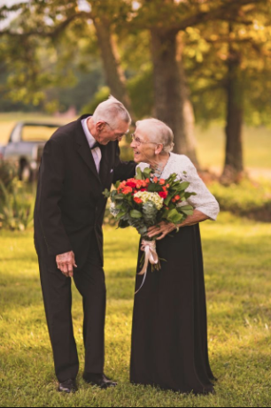 Celebraron 65 años de matrimonio con tierna sesión de fotos