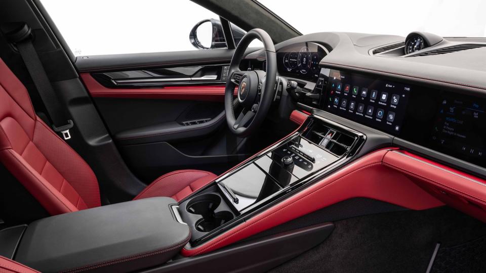 2024 porsche panamera interior