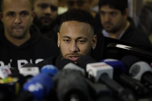 Neymar speaks to journalists in Rio