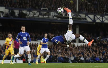 Britain Football Soccer - Everton v Crystal Palace - Premier League - Goodison Park - 30/9/16 Everton's Yannick Bolasie with an overhead kick Action Images via Reuters / Carl Recine