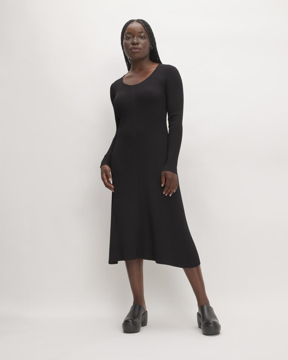 <p><a href="https://go.redirectingat.com?id=74968X1596630&url=https%3A%2F%2Fwww.everlane.com%2Fproducts%2Fwomens-ribbed-scoopneck-dress-black&sref=https%3A%2F%2F" rel="nofollow noopener" target="_blank" data-ylk="slk:Shop Now;elm:context_link;itc:0;sec:content-canvas" class="link ">Shop Now</a></p><p>The Ribbed Scoopneck Dress</p><p>everlane.com</p><p>$59.00</p>