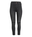 <p>H&M Skinny High Ankle Ripped Jeans, $20, <a href="http://www.hm.com/us/product/84208?article=84208-A" rel="nofollow noopener" target="_blank" data-ylk="slk:hm.com;elm:context_link;itc:0;sec:content-canvas" class="link ">hm.com</a><br><br></p>