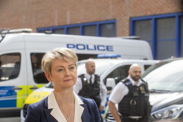 Yvette Cooper visit to Lewisham Police Station