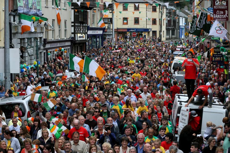 Fans line the streets during a homecoming parade in Skibbereen, Co Cork, in 2016 (Brian Lawless/PA) (PA Archive)