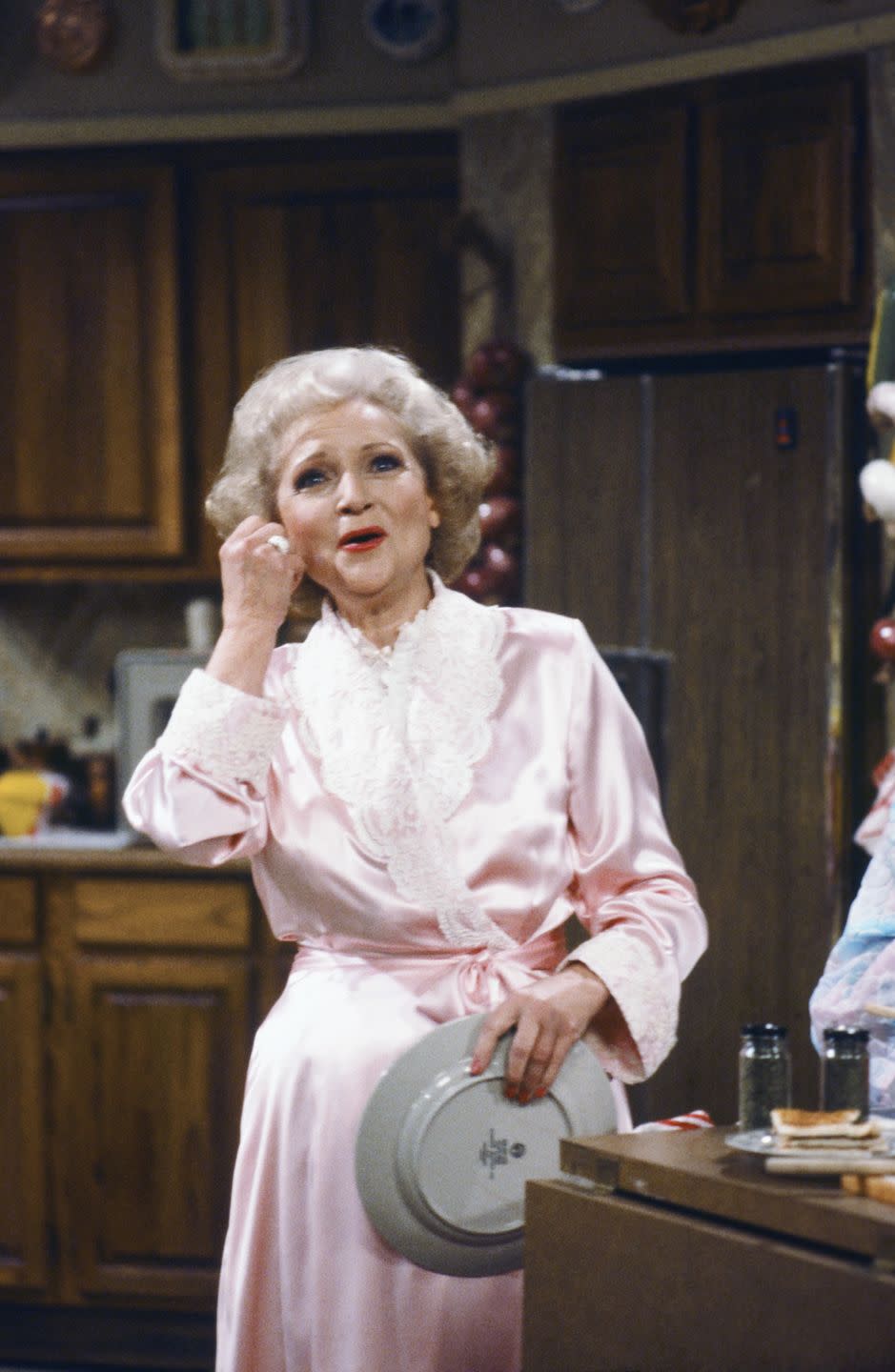 Betty White interacted with the audience between takes.