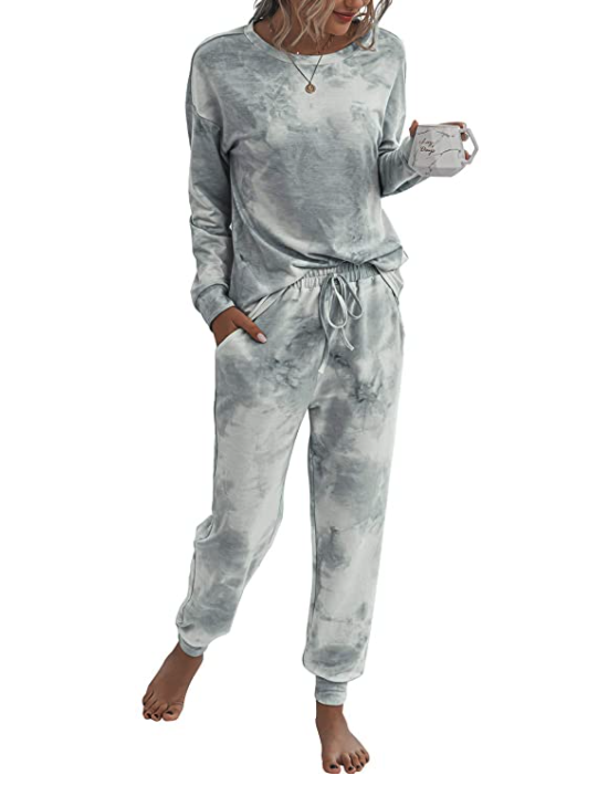 Women’s Tie-Dye Two-Piece Pajamas