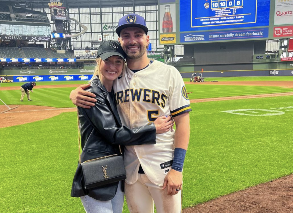 Brewers First-Round Pick Garrett Mitchell is Dating Oregon Softball Star Haley  Cruse