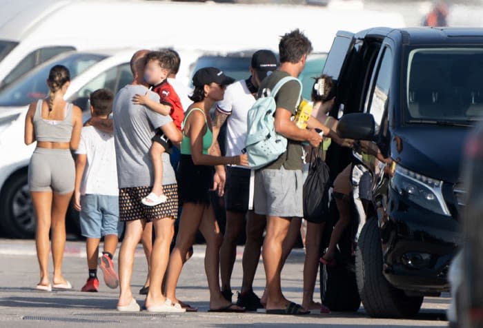 Andrés Iniesta junto a su familia en Ibiza 