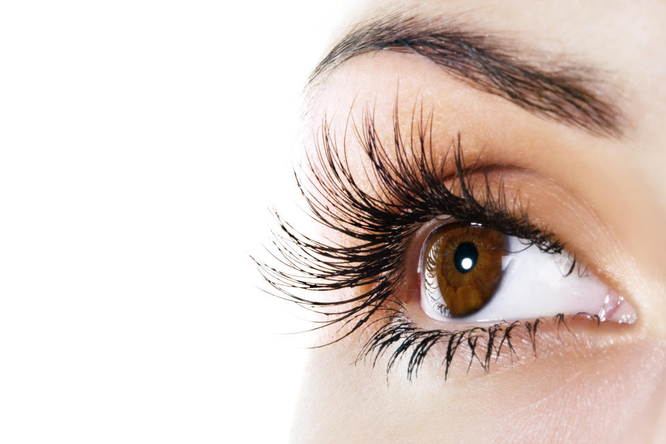 Is the answer to longer, fuller lashes Amazon’s top-selling lash serum? (Photo: Getty Images)